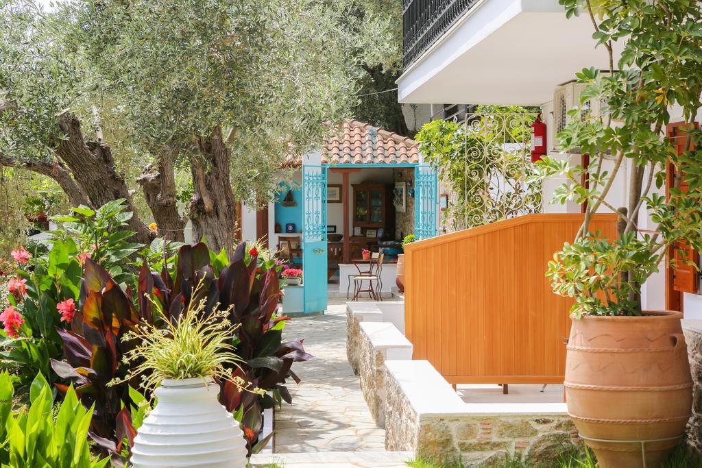 Eleni Platanias (Skiathos)